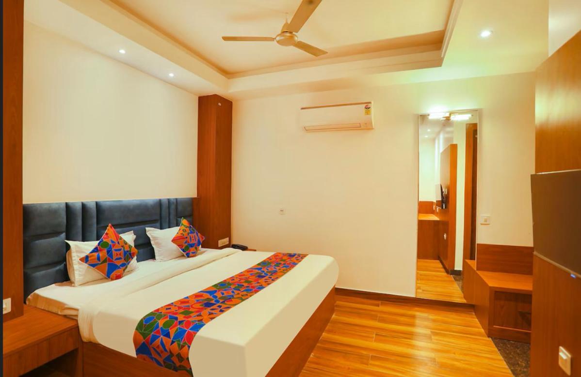 קאנפור Hotel Swarn Bhoomi מראה חיצוני תמונה